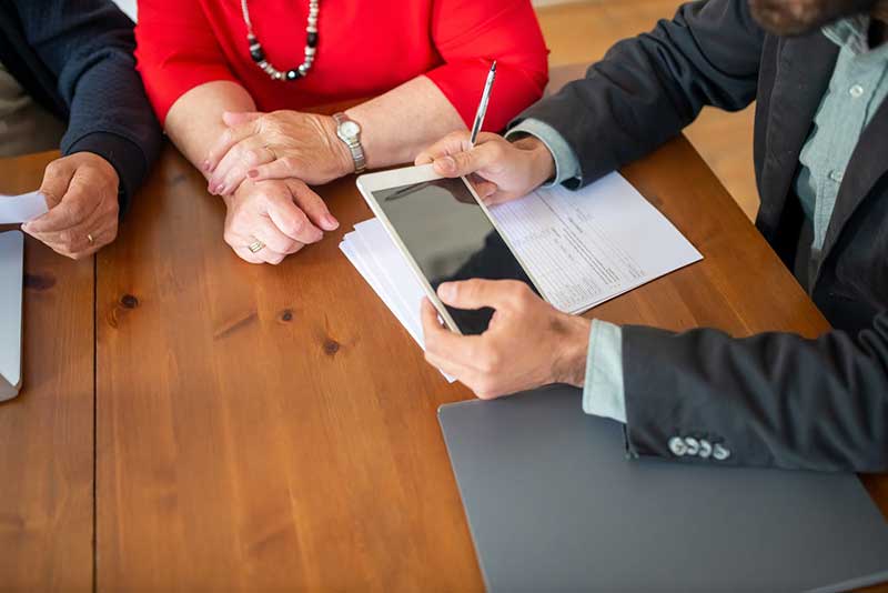 accountingand-tax-services-bc tax preparation with clients - vancouver accounting